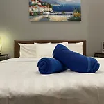 Apartment In Bukit Bintang With Klcc View