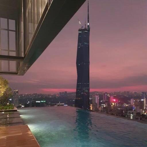 Pangsapuri In Bukit Bintang With Klcc View