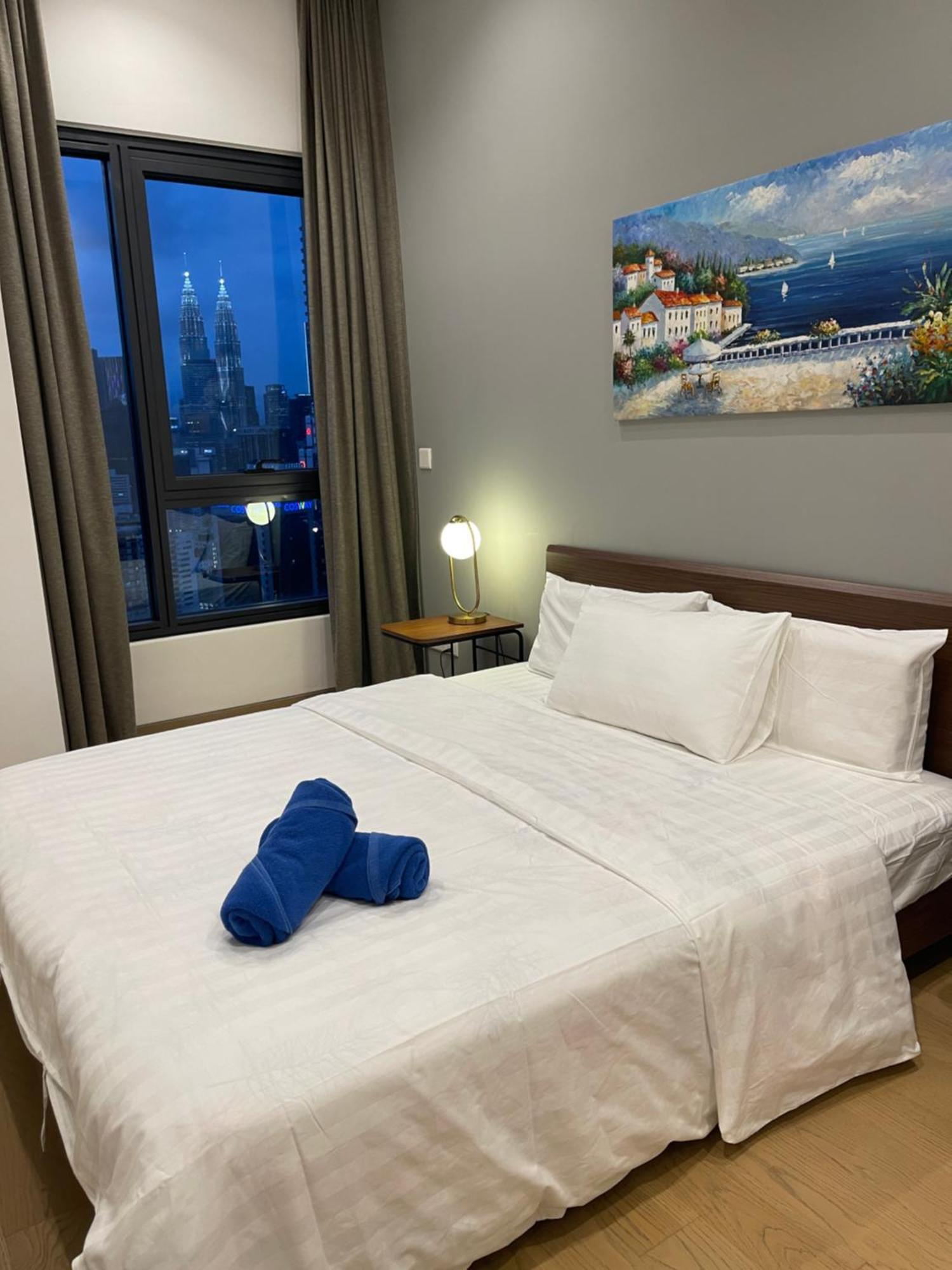 Apartment In Bukit Bintang With Klcc View *